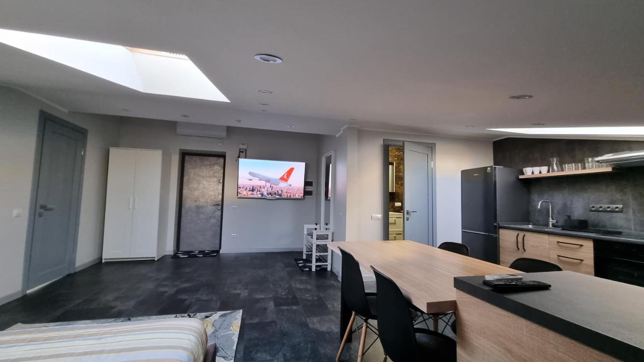 Mansarda Apartment Kamianets-Podilskyi Ngoại thất bức ảnh