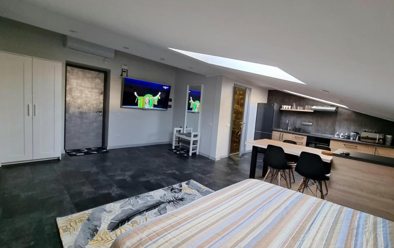 Mansarda Apartment Kamianets-Podilskyi Ngoại thất bức ảnh