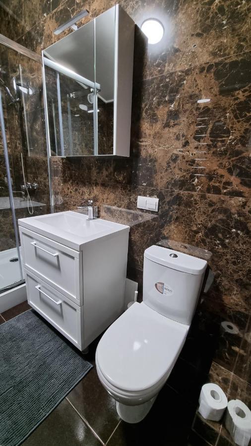 Mansarda Apartment Kamianets-Podilskyi Ngoại thất bức ảnh